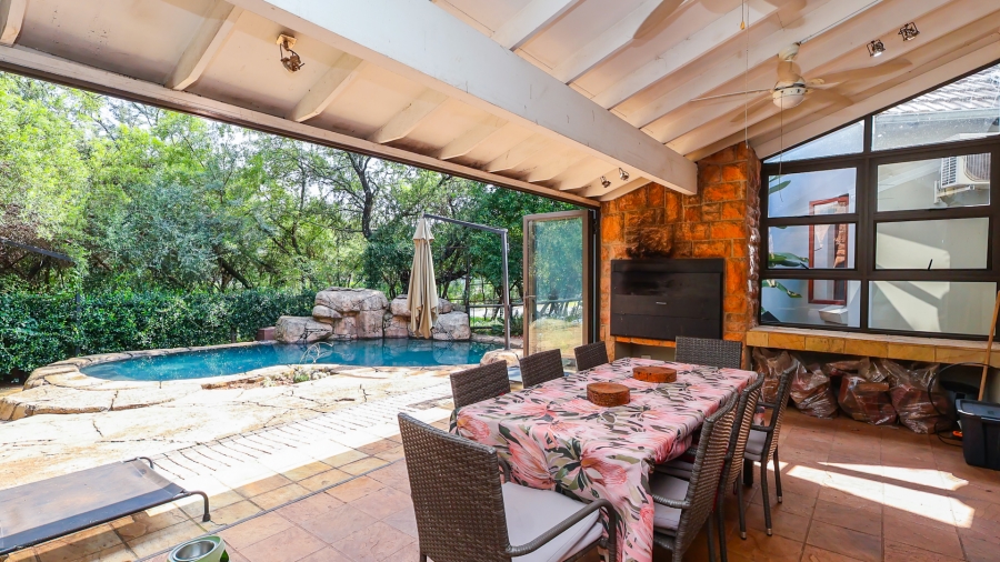 4 Bedroom Property for Sale in The Coves North West